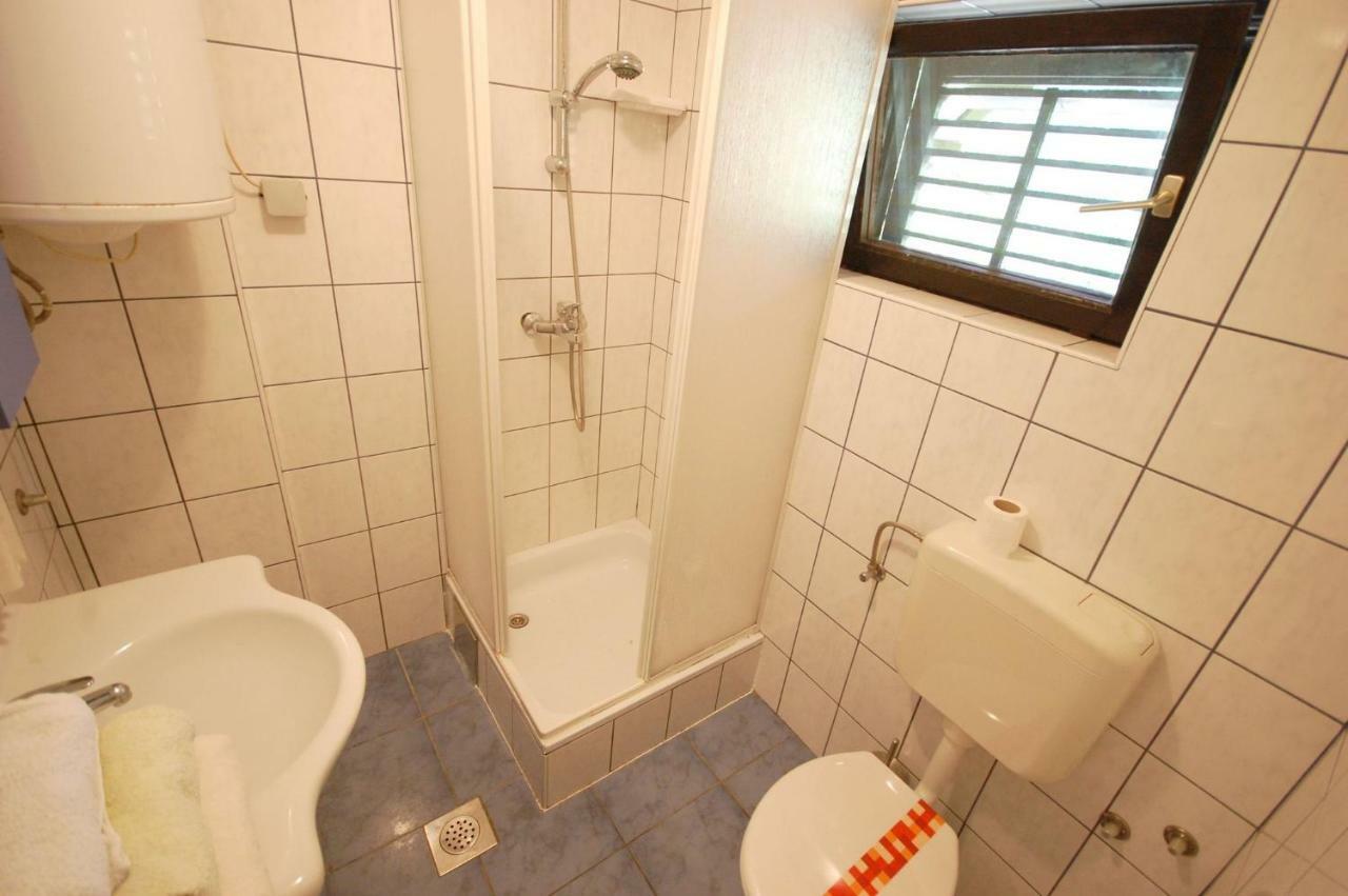 Apartments Juric By El-Pi Tours Njivice Kültér fotó