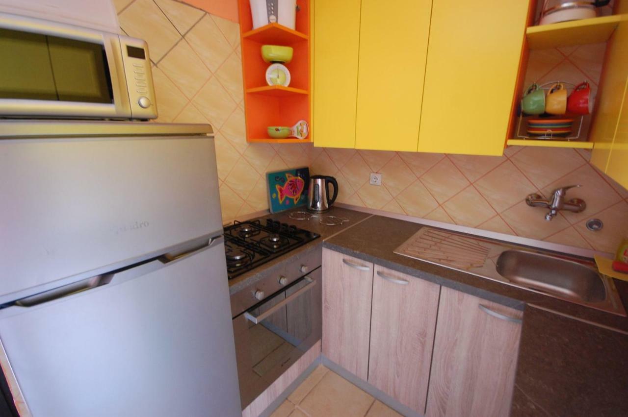 Apartments Juric By El-Pi Tours Njivice Kültér fotó